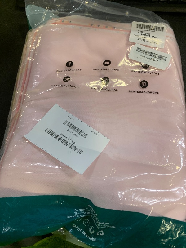 Photo 1 of Kate 6.5x10ft/2x3m Pink Backdrops Abstract Sweet Girls Pink Seamless Portrait Background Photo Studio Props