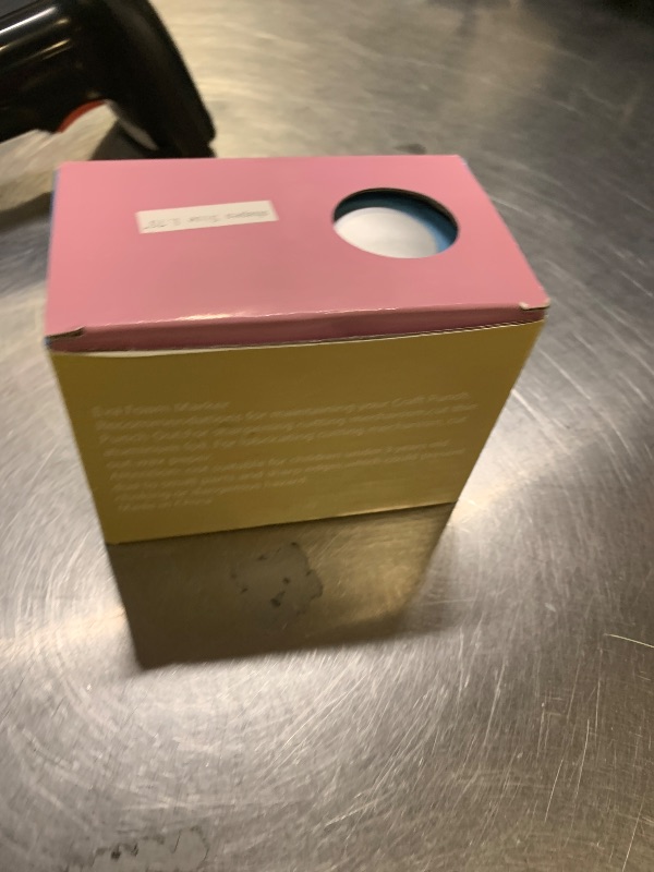 Photo 1 of 1.75 Inch Circle Punch 44.5mm Circular Cutter Tool Circle Hole Punch Handmade Paper Craft Lever Punches for Paper Crafts DIY Handmade Crafting Scrapbooking,Cardstock,Greeting Cards Arts Fun Projects