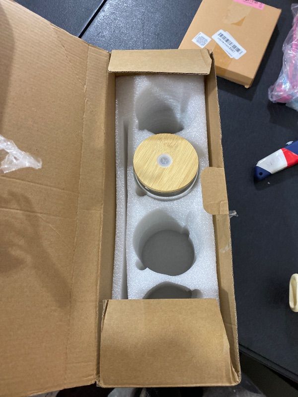 Photo 1 of 1 Glass drinking cup with lid