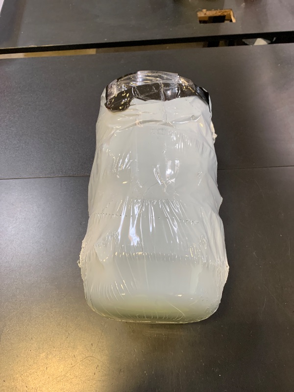 Photo 1 of [30 Pack 16 OZ Bowls] Edge Collection Black with Gold Rim Plastic Party Soup Bowls Premium heavyweight Elegant Disposable Tableware Dishes