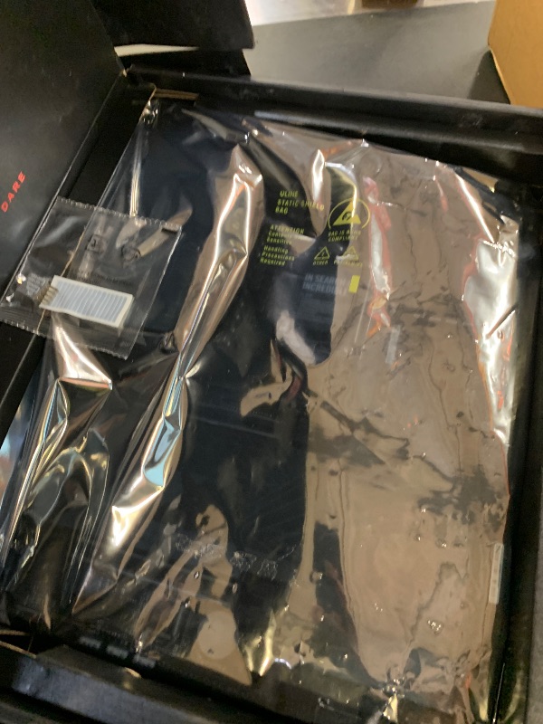 Photo 1 of ASUS ROG Maximus Z790 Dark Hero (WiFi 7) LGA 1700(Intel 14th &13th&12th Gen) ATX Gaming Motherboard(PCIe 5.0x16, 5xM.2 Slots,DDR5,2X Thunderbolt 4 Ports, USB Type-C Front-Panel)