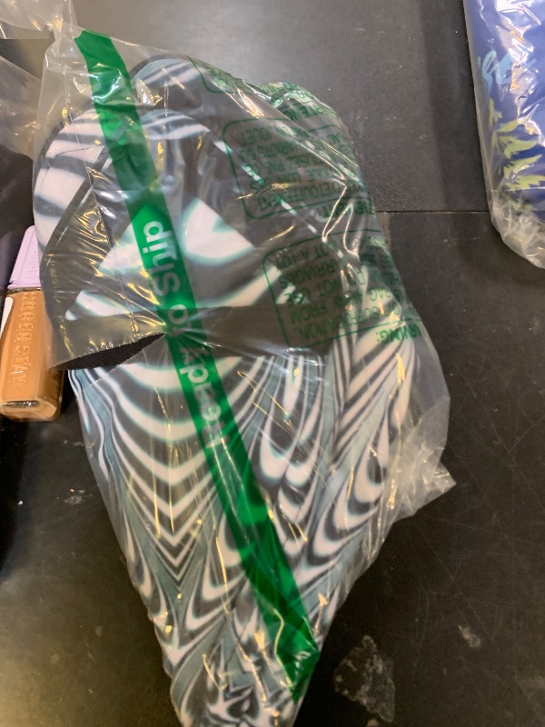 Photo 1 of Mougee Classic Flow Star - 27" Diameter - Durable and Vibrant Patterns (Zebradelic)