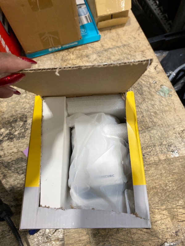 Photo 1 of ?Electric Focus?Projector with WiFi 6 and Bluetooth 5.0, Mini Portable Native 720P with 4K Support, Smart Proyector Built in Android 14, Auto Vertical Keystone, Home Movie Projectors for Outdoor