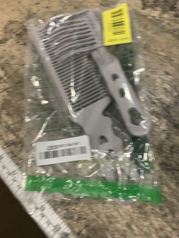 Photo 1 of 2Pack Blend Friend Fade Comb,Professional Barber Comb for Men Haircut Hair Fade Tool For Home,Salon or Professional Use (Gray)