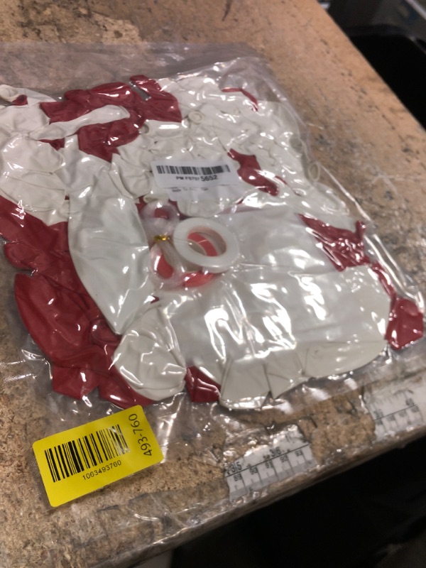 Photo 1 of 110pcs Red and White Balloons Garland Arch Kit, 18/12/10/5 Inch White Red Latex Balloons for Valentine’s Day, Christmas, New Year Eve, Wedding Party Decoration