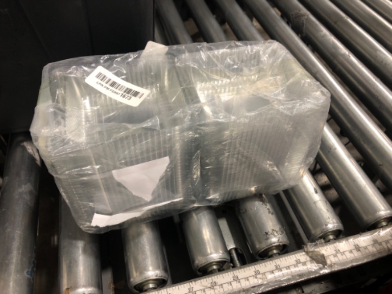 Photo 1 of 100 Pcs Clear Hinged Plastic Containers with Lids,Individual Cake Slice Containers,Square Plastic Food Container,Disposable Clamshell Take Out Containers for Cakes,Cookies,Pasta,Sandwiches,Salad