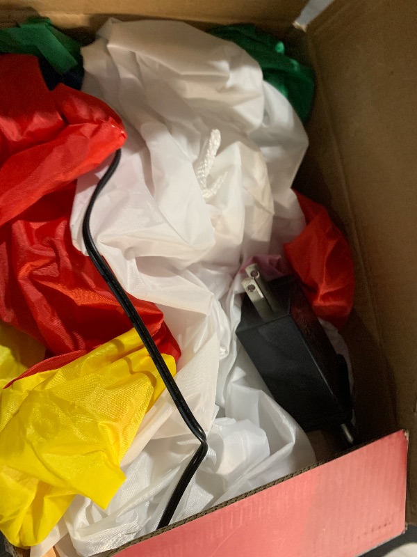 Photo 3 of (Factory sealed)  Joiedomi 6 FT Long Christmas Inflatable Snowman with Campfire, 3 Pack Small Snowman with Built-in LEDs Christmas Blow Up Yard Decoration with Light for Xmas Party Outdoor, Garden, Lawn Winter Decor