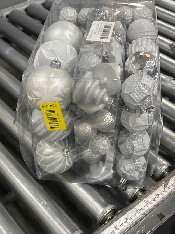 Photo 1 of 100PCS Christmas Ornaments Set Silver & White – Shatterproof Xmas Tree Decorations Balls Kit with Tree Topper Star, Tinsel Garland, Hanging Baubles for Holiday Party Décor Indoor Outdoor