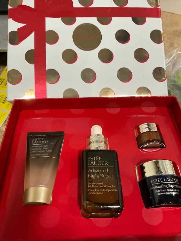 Photo 1 of Estée Lauder Advanced Night Repair 4-Piece Holiday Skincare Gift Set | The Lift + Glow Routine | Includes Full-Size Face Serum 1.7 Fl Oz + Cleanser 1 Ounce, Eye Cream 0.17 Ounce, Moisturizer 0.5 Ounce