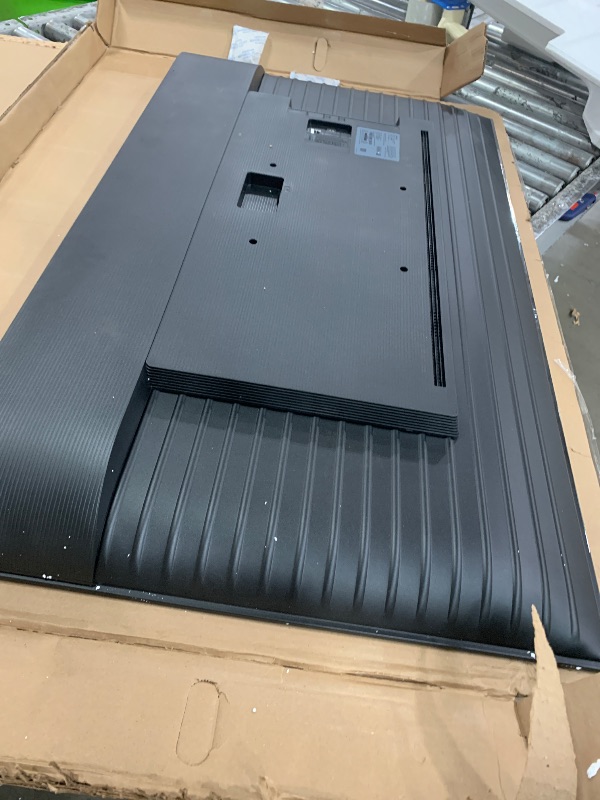 Photo 1 of (broken screen) (sold for parts) Samsung 50-Inch Class Crystal UHD U8000F 4K Smart TV (2025 Model) Endless Free Content, Crystal Processor 4K, MetalStream Design, Knox Security, Alexa Built-in