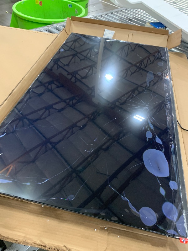 Photo 1 of (broken screen) (sold for parts) Samsung 50-Inch Class Crystal UHD U8000F 4K Smart TV (2025 Model) Endless Free Content, Crystal Processor 4K, MetalStream Design, Knox Security, Alexa Built-in