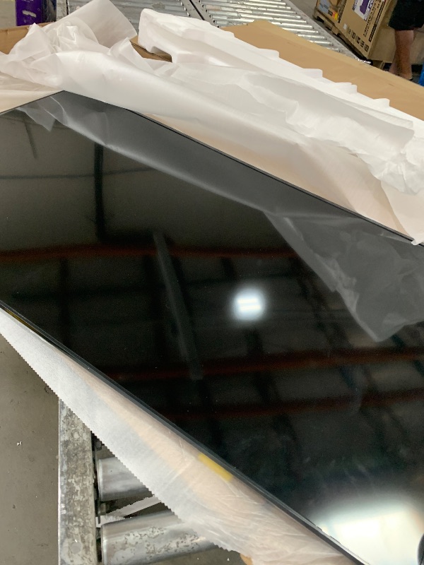 Photo 1 of (used) (damaged screen) (sold for parts only) Samsung 50-Inch Class QLED Q8F 4K UHD Smart TV (2025 Model) Q4 AI Processor, 100% Color Volume with Quantum Dot, AirSlim Design, Endless Free Content, Samsung Vision AI, Alexa Built-in