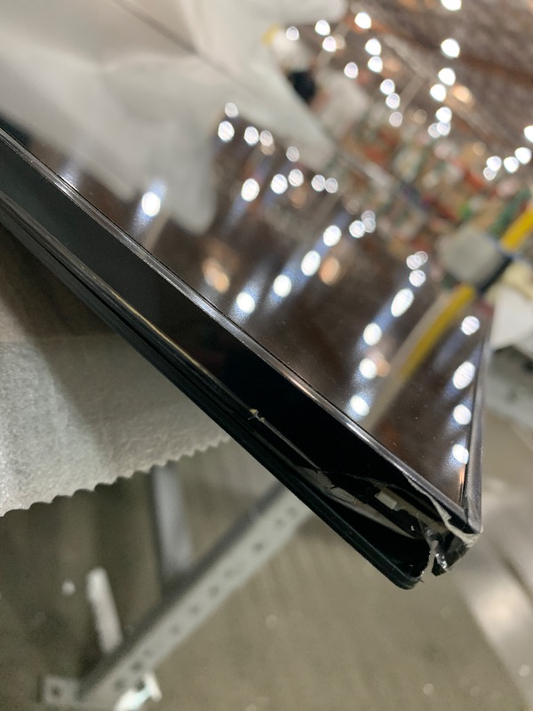 Photo 1 of (used) (damaged screen) (sold for parts only) Samsung 50-Inch Class QLED Q8F 4K UHD Smart TV (2025 Model) Q4 AI Processor, 100% Color Volume with Quantum Dot, AirSlim Design, Endless Free Content, Samsung Vision AI, Alexa Built-in