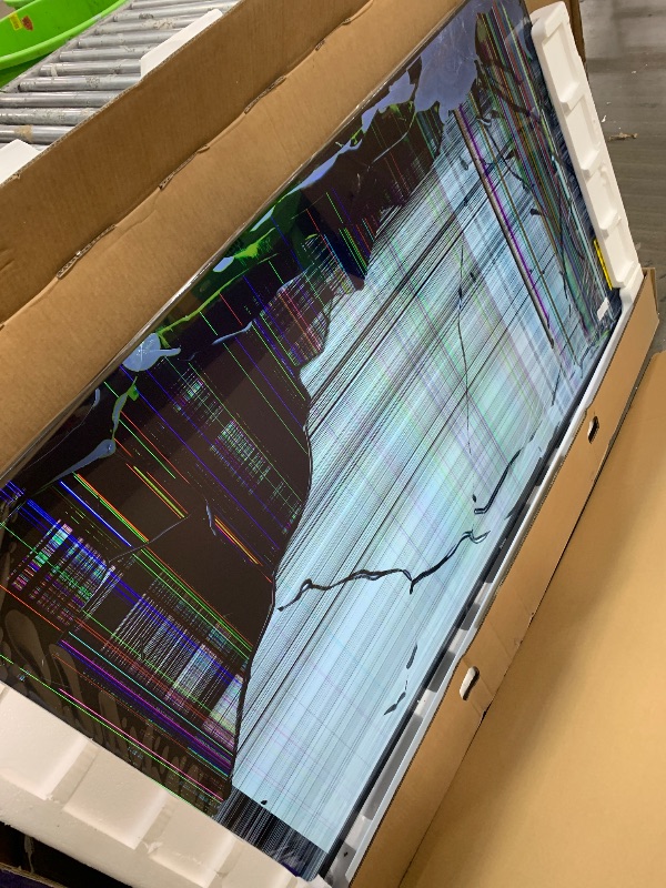 Photo 1 of (sold for parts) (broken screen) Roku Smart TV – 65-Inch Select Series, 4K HDR TV – RokuTV with Enhanced Voice Remote – Flat Screen LED Television with Wi-Fi for Streaming Live Local News, Sports, Family Entertainment