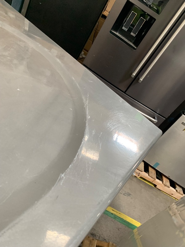 Photo 1 of  SCRATCHED/DENTED******Midea 8-cu ft Stackable Vented Gas Dryer with Steam Cycle ( Graphite Silver )
