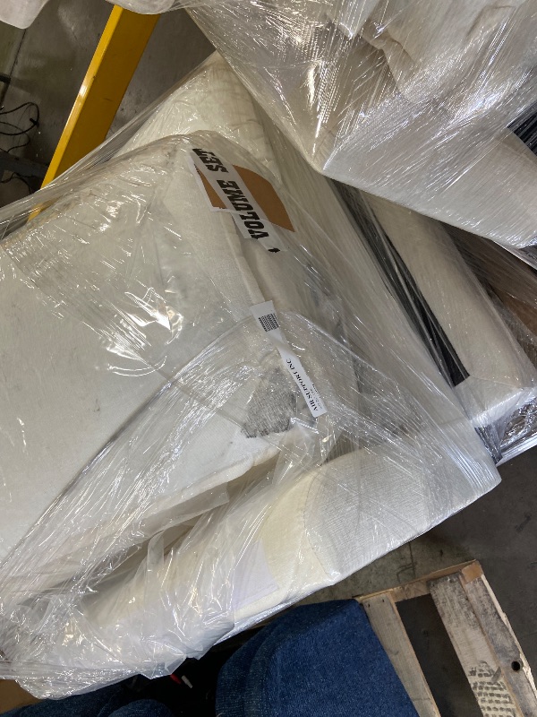 Photo 1 of **********MISSING SOME OF ITS LEGS************
COMHOMA 120" U Shaped Sectional Sofa with Movable 2 Ottomans,Comfy Cloud Modular Couch with Throw Pillows,Modern Chenille Deep Seat Sofa Couches for Living Room,Beige