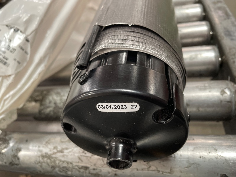 Photo 1 of (SOLD AS PARTS, MISSING) Lippert RV Solera Awning Roller and Fabric Assembly 15' Black/White V000211480