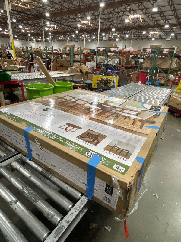 Photo 1 of **PARTIAL SET BOX 1 OF 2 ONLY*** MISSING BOX 2 OF 2**
Member's Mark Pacifica 7-Piece Expandable Dining Set