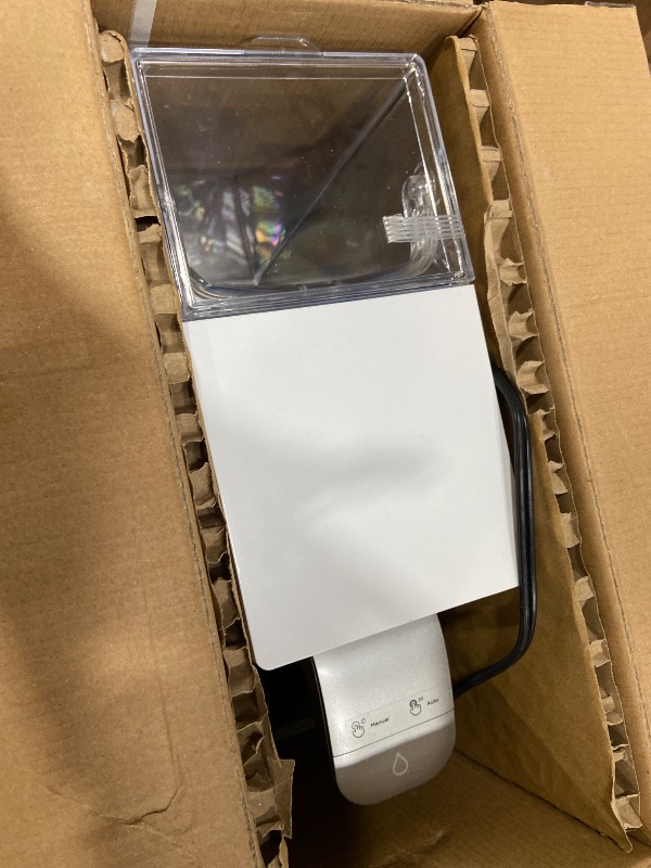 Photo 1 of ** CAN NOT GET TO TURN ON** Brita Hub Compact Instant Powerful Countertop Water Filter System, Reduces 70+ Contaminants, 9 Cup Water Reservoir, Includes 6 Month Carbon Block Filter, White, 87344