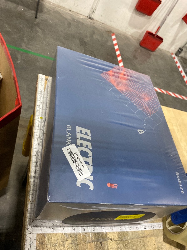 Photo 1 of **FACTORY SEALED** Bedsure Electric Blanket King Size - Dual Control Heated Blanket King Size, Fast Heating with 10 Time Settings & 10 Heat Settings, Warm Gift for Grandma (100x90 inches, Grey)