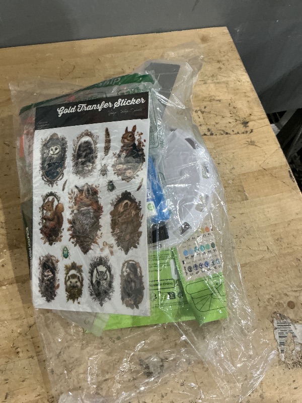 Photo 1 of *FINAL SALLE 10 ASSORTED ITEMS 