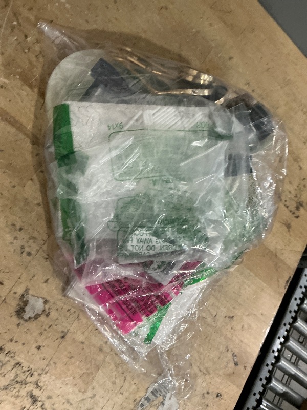 Photo 1 of *FINAL SALLE 11 ASSORTED ITEMS 