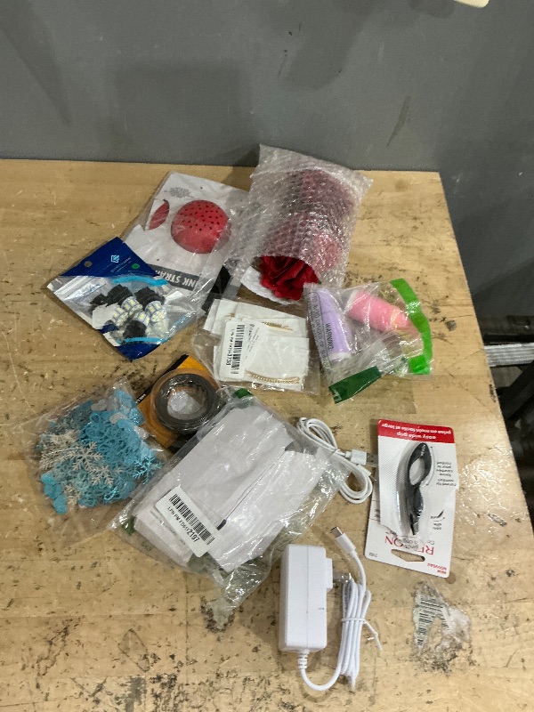 Photo 1 of *FINAL SALLE 10 ASSORTED ITEMS 