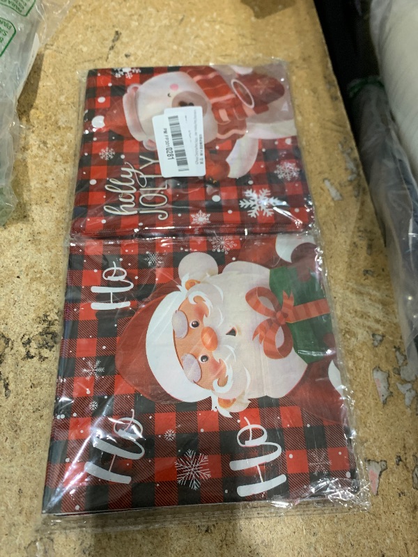 Photo 1 of 40pcs Christmas Paper Napkins Gingham Plaid Checkered Napkins Disposable Buffalo Xmas Napkin Holiday Guest Hand Towels Winter Napkin for Bathroom Home Kitchen Table Decorations