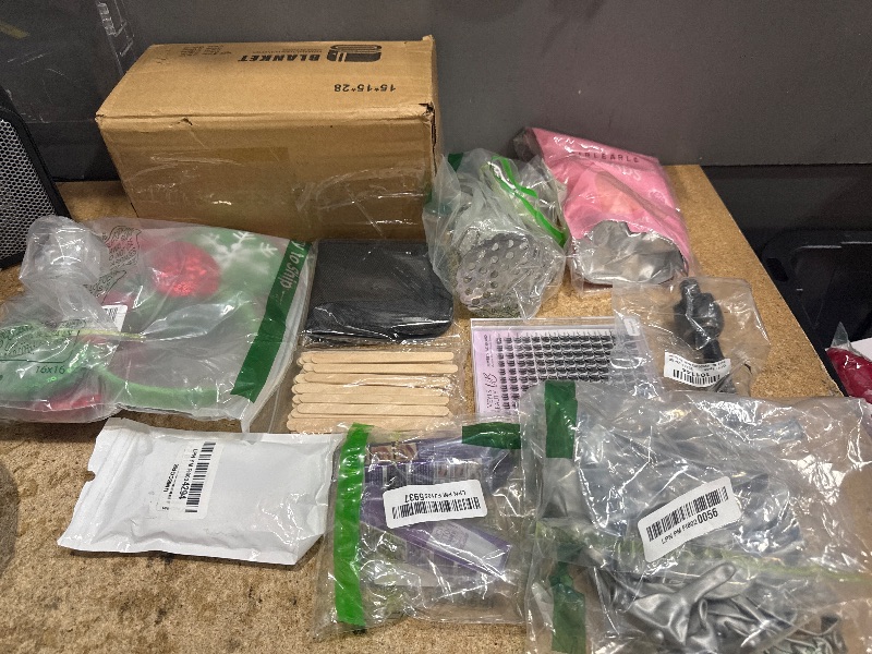 Photo 1 of ** SOLD AS IS BUNDLE OF MISCELLANEOUS AND SORTED GOODS **