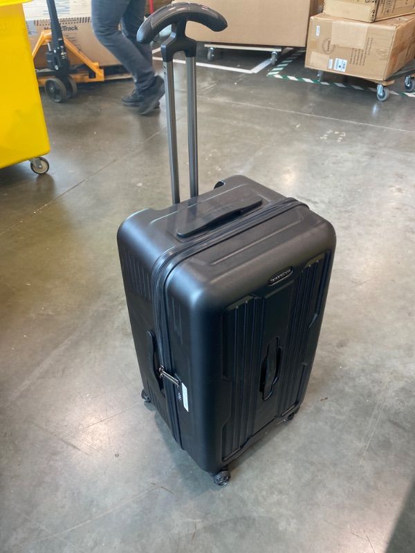 Photo 1 of *USED*
Traveler's Choice Ultimax II 26" Medium Trunk Spinner Luggage, Tie Down Straps, Matte Black, Checked Inch