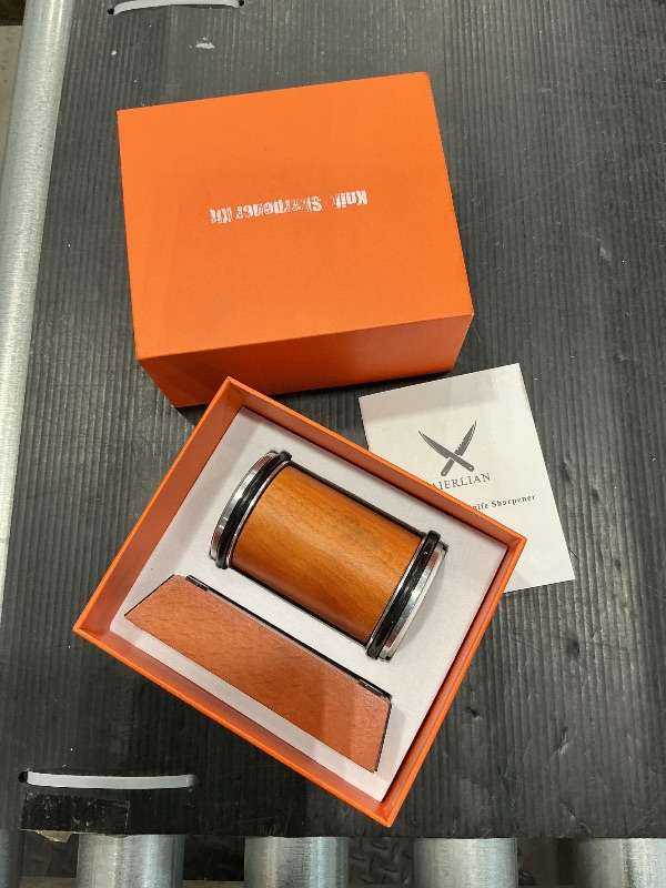 Photo 1 of *USED*
AIERLIAN Knife Sharpener Tool, Rolling Knife Sharpener Kit, Knife Sharpening with Diamonds and Ceramic for Steel of Any Hardness, Kitchen knife Sharpener with 15 & 20 Degree Magnetic Angle(Brown)