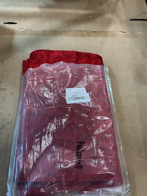 Photo 1 of *USED*
Fanfanwin Velvet Red Bow Christmas Table Runner 72 Inches Vintage Christmas Dining Decor Burgundy Table Runner Rustic Bows Kitchen Tablecloths for Holiday Room Home Winter Kitchen Decoration
