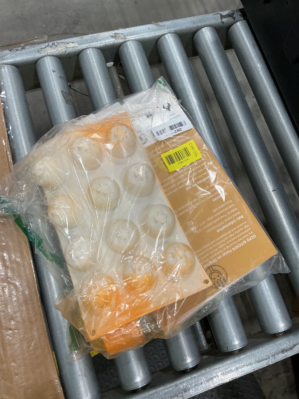 Photo 1 of **MAJOR DAMAGE - USED**
OCPO KITCHEN Orange Silicone Mold for Baking Mousse Cake, Candy, Chocolate, French Fruit Dessert, Pastry, Cupcake, Ice Cream, Pudding, Cake Decoration Mold, 3D Orange Shape (12-Cavity)