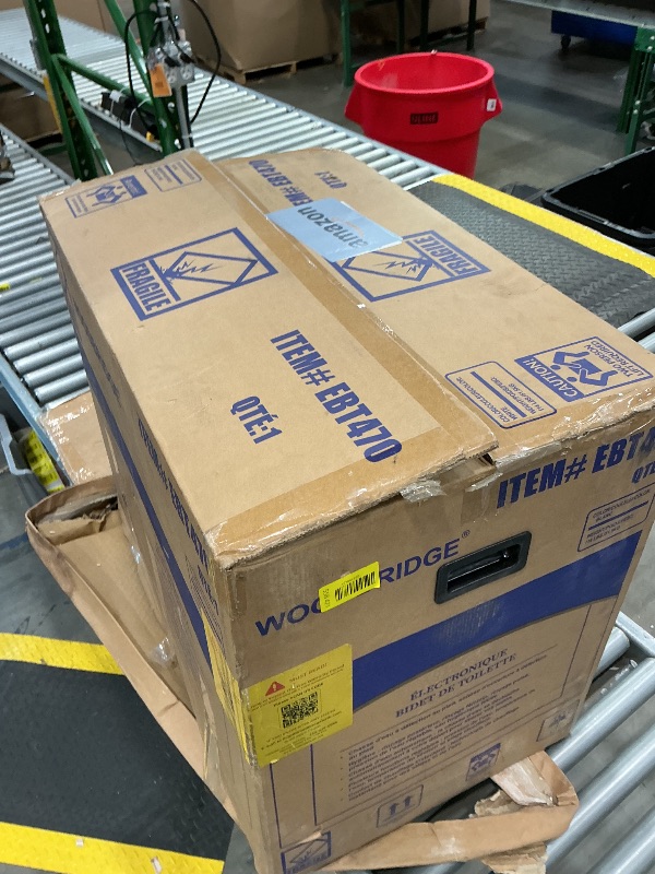 Photo 1 of ***MISSING REMOTE*** WOODBRIDGE Smart Toilet with Tank, Auto Open & Close,Blackout Flush, Auto Quiet Flush, Foot Sensor Operation, Heated seat,and Advanced Deodorization, White, EBT470