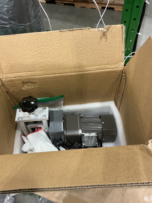 View 2 of SENDUO Automatic Wire Stripper Machine,25W 0.04" - 0.79" Electric Wire Stripping Machine,with Free Replacement Blades,Portable cable stripper for Scrap Copper Wire Cable Recycling