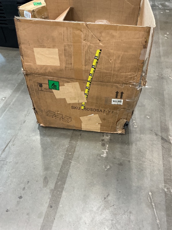 Photo 1 of *PARTIAL SET*
This rattan garden sofa set combines style and functionality and will be an eye-catcher in your garden or on the patio. The entire furniture set is designed for year-round outdoor use. Thanks to the weather-resistant PE rattan, the lounge se