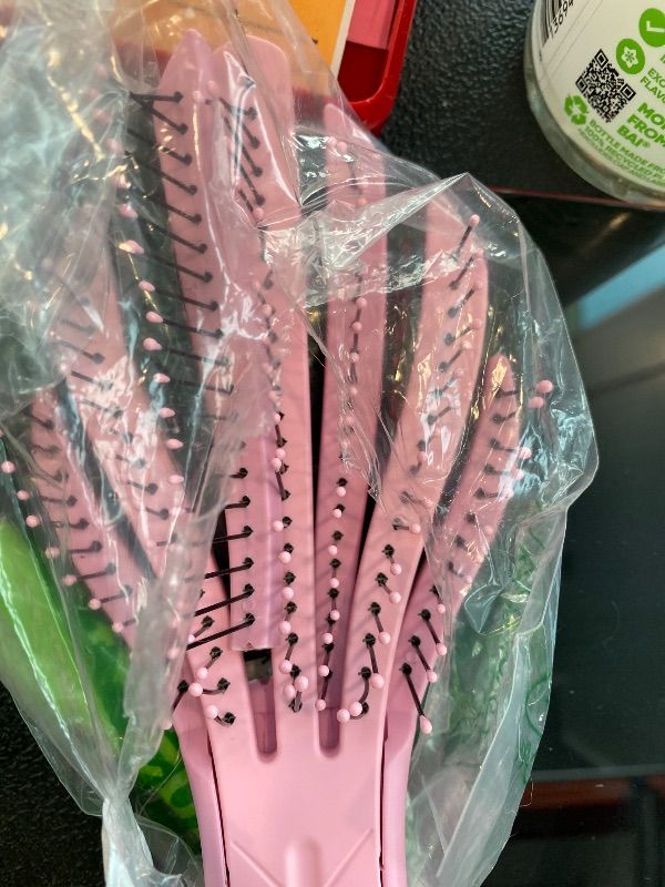 Photo 1 of ***MAJOR DAMAGE*** Wet Brush Go Green Curl Detangler Hair Brush, Pale Pink, Ultra-Soft IntelliFlex Detangling Bristles Glide Through Tangles with Ease, Great For Curls, No Split Ends & Pain-Free for Wet or Dry Hair