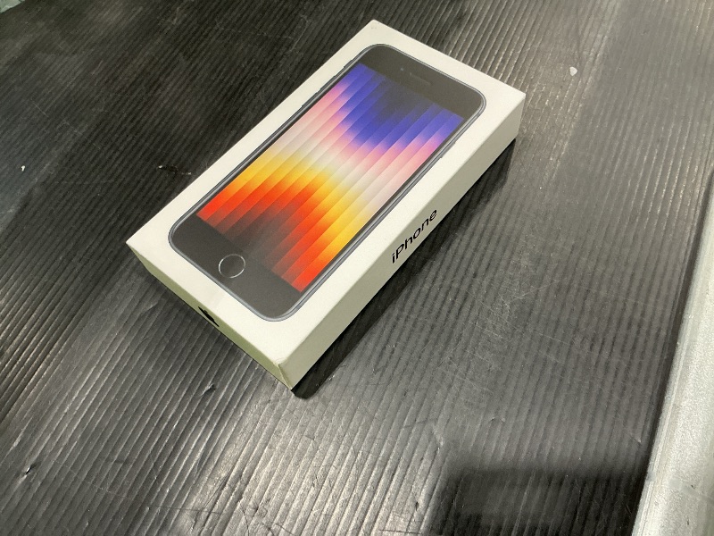 Photo 1 of ***SELLING FOR PARTS*** 2022 Apple iPhone SE (64 GB, Midnight) [Locked] + Carrier Subscription