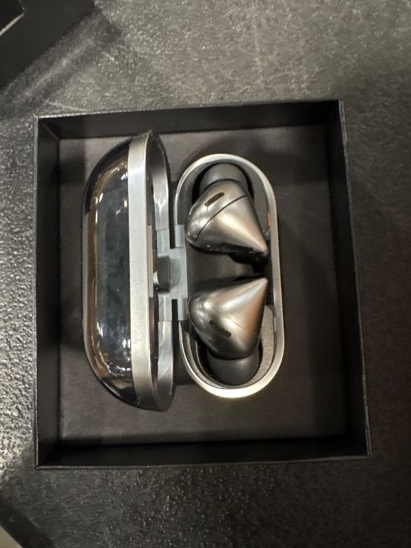 Photo 1 of *USED*
Samsung Galaxy Buds 3 Pro AI True Wireless Bluetooth Earbuds, Noise Cancelling, Sound Optimization, Redesigned Comfort Fit, Silver [US Version, Amazon Exclusive, 2Yr Warranty]