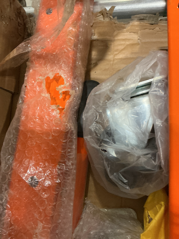 Photo 3 of *USED*
VEVOR Engine Stand, 3/4 Ton (1500 LBS) Capacity Engine Motor Stand, with 360-Degree Rotating Head, Heavy-Duty Steel Engine Lift Stand with 5-Casters, 4 Adjustable Arms, Orange