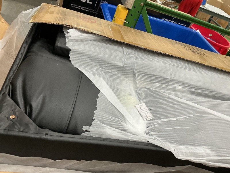 Photo 1 of *Missing items/ two set* left sofa chassis