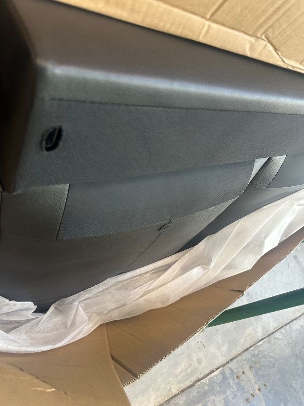 Photo 1 of *Missing items/ two set* left sofa chassis