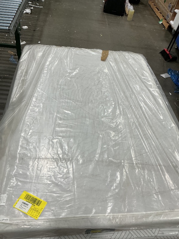 Photo 1 of ***VERY USED*** Best Price Mattress Full Mattress 6 inch Bed-In-A-Box, Green Tea Memory Foam White