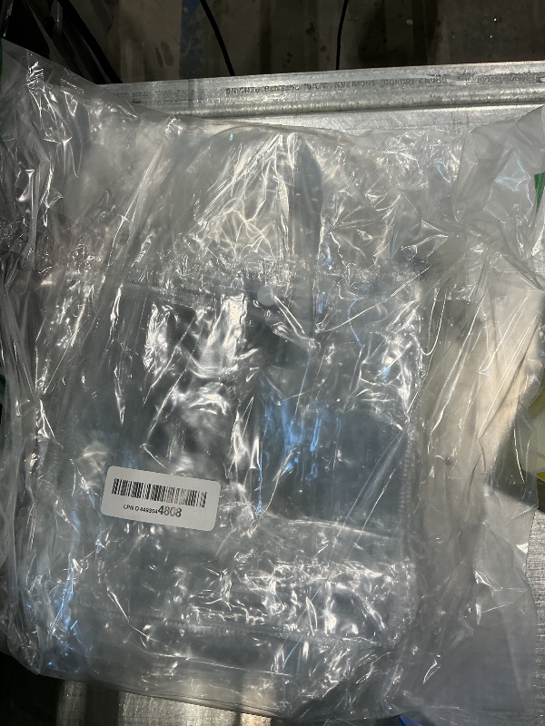 Photo 1 of **MINOR DAMAGE - USED**
SHIPKEY 10 Pack 8”x3.1”x8” Clear Gift Bags, Square Transparent Gift Bag with Handles, Waterproof PVC Shopping Bags for Perfume, Bakery, Presents, Birthday Party Favor (20x8x20cm)