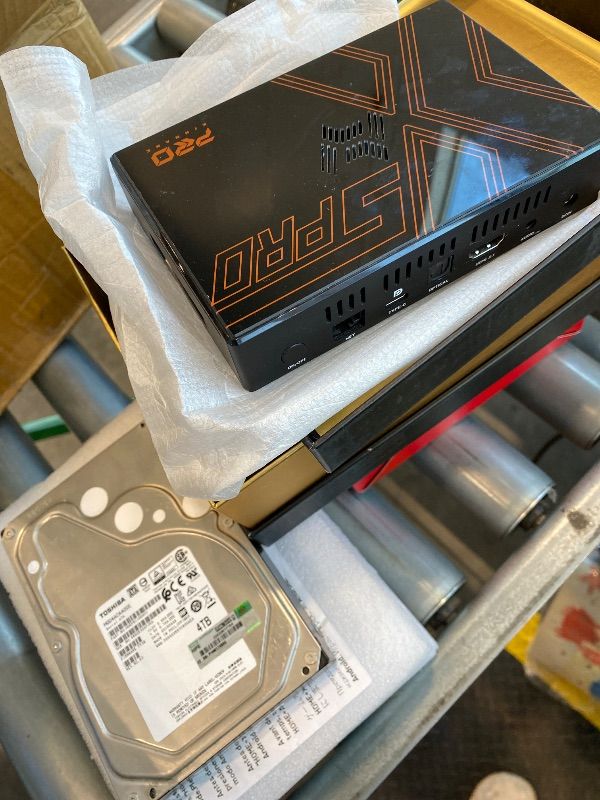 Photo 1 of **UNTESTED & MISSING THE REMOTE**
Kinhank Super Console X5 PRO Retro Game Console with 16000+Games,Emulator Console with Game&TV System,Rock Chip RK3588S,8K UHD Output,BT 5.0,SATA 3.1,Wireless Controllers