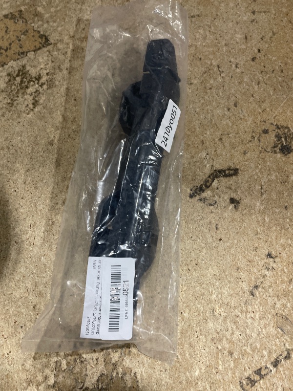 Photo 1 of 1 Pair Left and Right Side Front Bumper Bracket Bumper Retainer Support - Compatible for Toyota Corolla CE, LE, S, STD, XR, XRS|4 Cyl 1.8L 2003-200 - Replace Part 5215502070, 5215602070