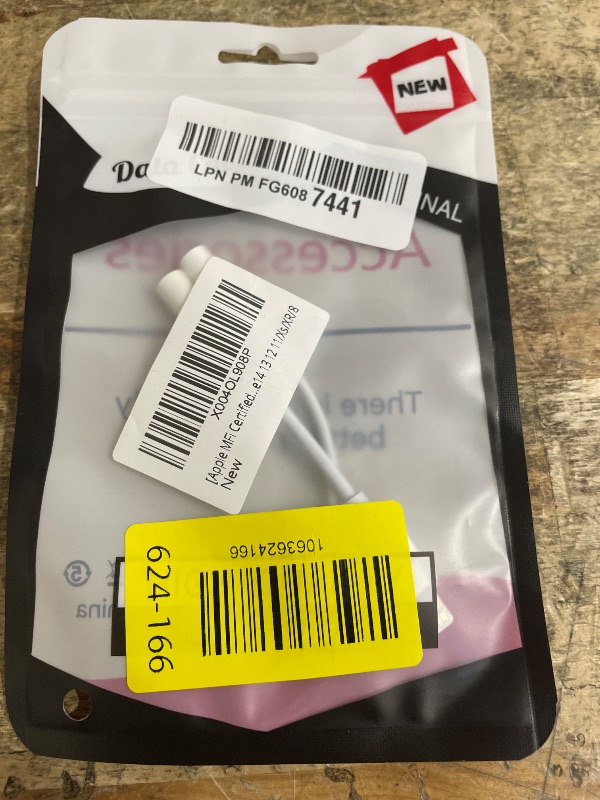 Photo 1 of [Apple MFi Certified] iPhone 3.5mm Headphone Jack Adapter,2 Pack Apple Lightning to 3.5mm Earphones Jack Adapter Cord Dongle Aux Cable Converter Accessories Compatible with iPhone14 13 12 11/Xs/XR/8