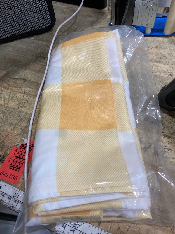 Photo 1 of 100% Cotton Pillowcases – Pack of 2, Breathable Checkered Pattern, Standard Size, Envelope Closure, Soft & Durable- Sunflower Yellow