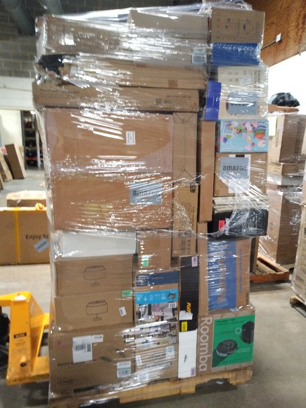 Photo 1 of As is General Merchandise pallet roughly 60 item