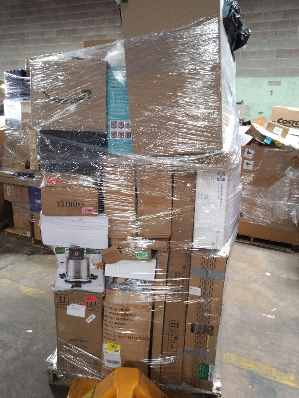 Photo 1 of As is General Merchandise pallet roughly 60 item